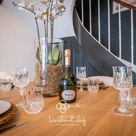 Maison Avec Terrasse Parfaite Pour Les 24h Et Gp Moto Hébergement de vacances Le Mans